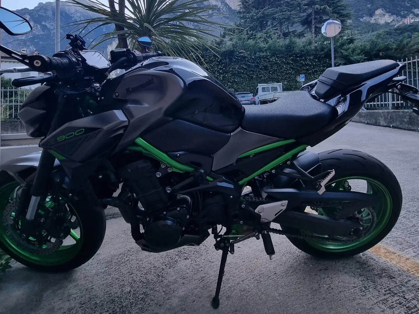 Kawasaki Z 900 Negru - 1