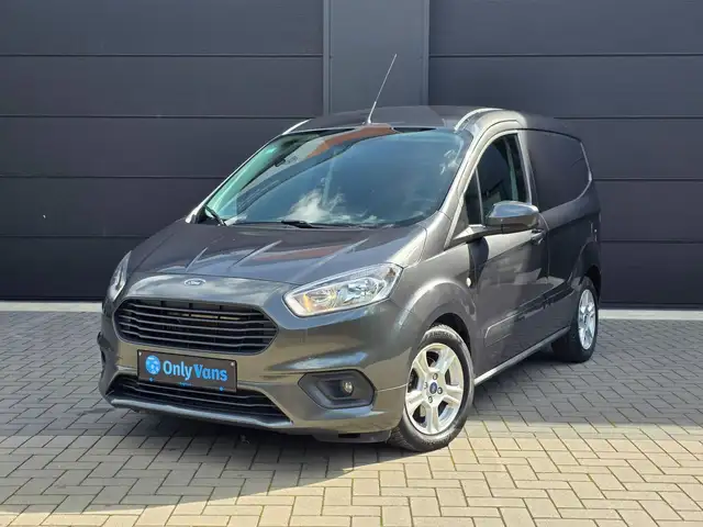 Ford Courier 1.0 benzine / Lichte vracht / Aut. airco / Btw aftrekbaar