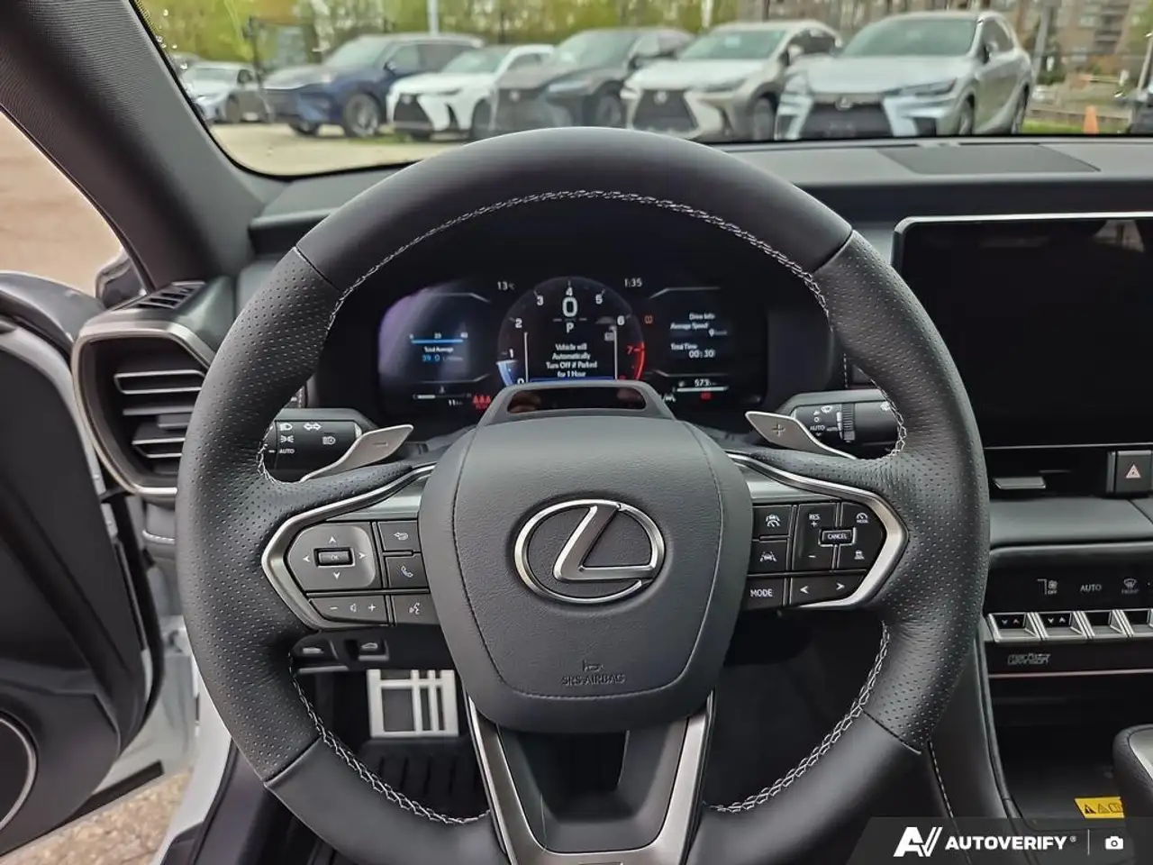Lexus IS снимка Lexus IS