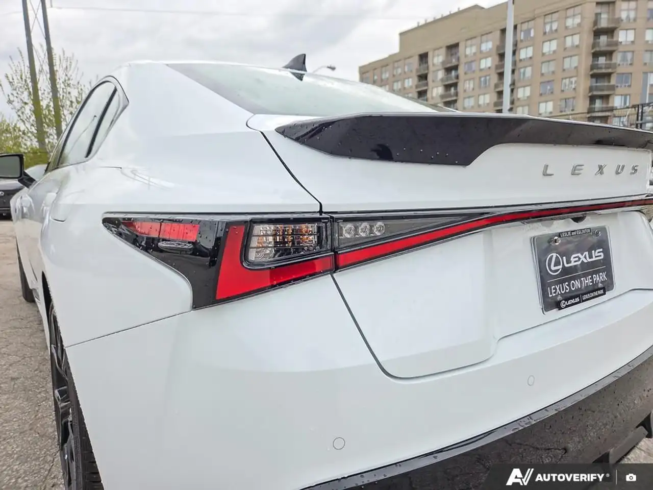 Lexus IS снимка Lexus IS