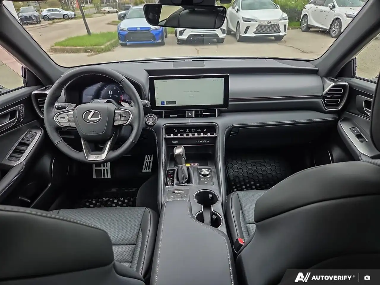 Lexus IS снимка Lexus IS
