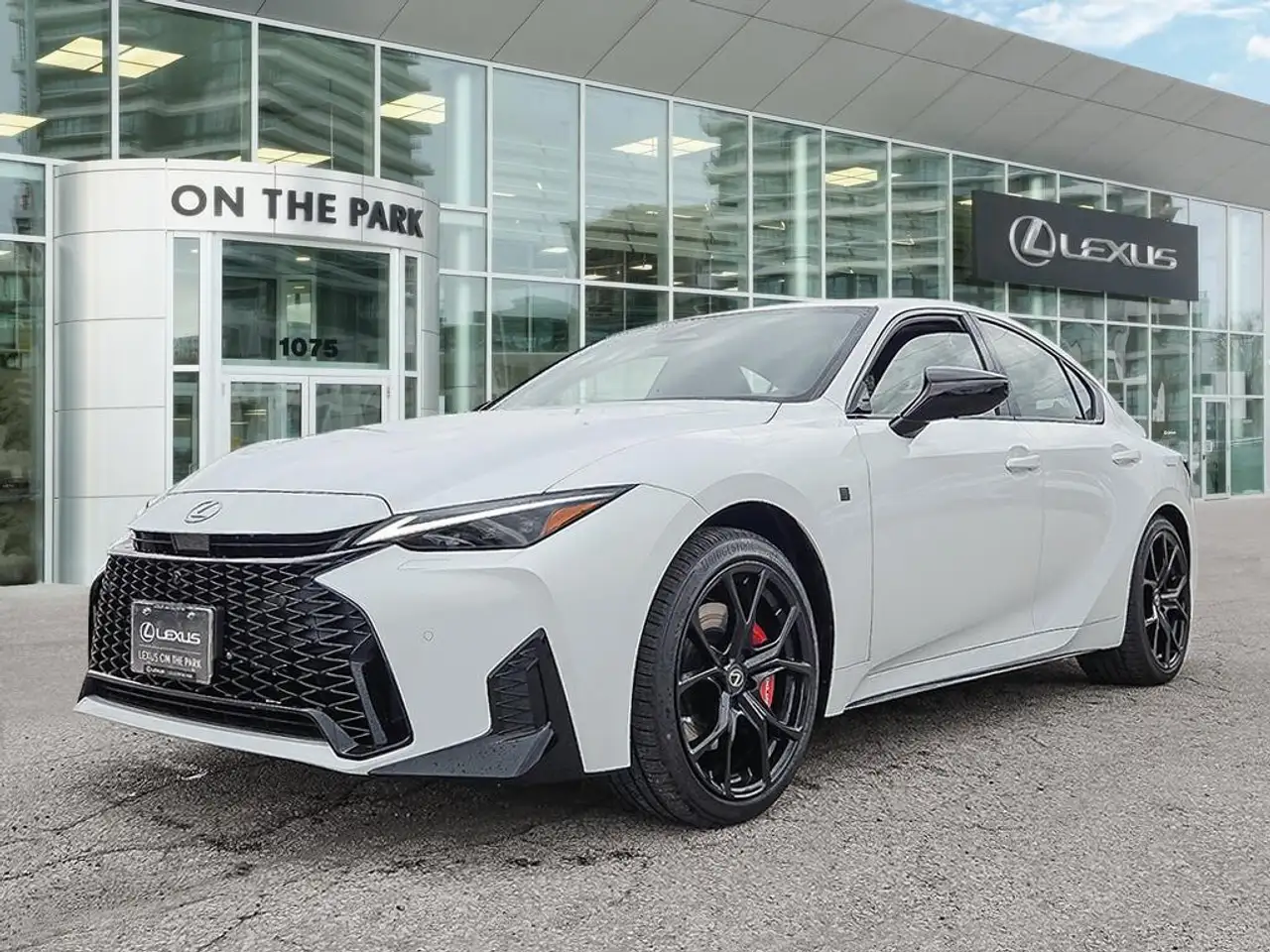Lexus IS снимка Lexus IS
