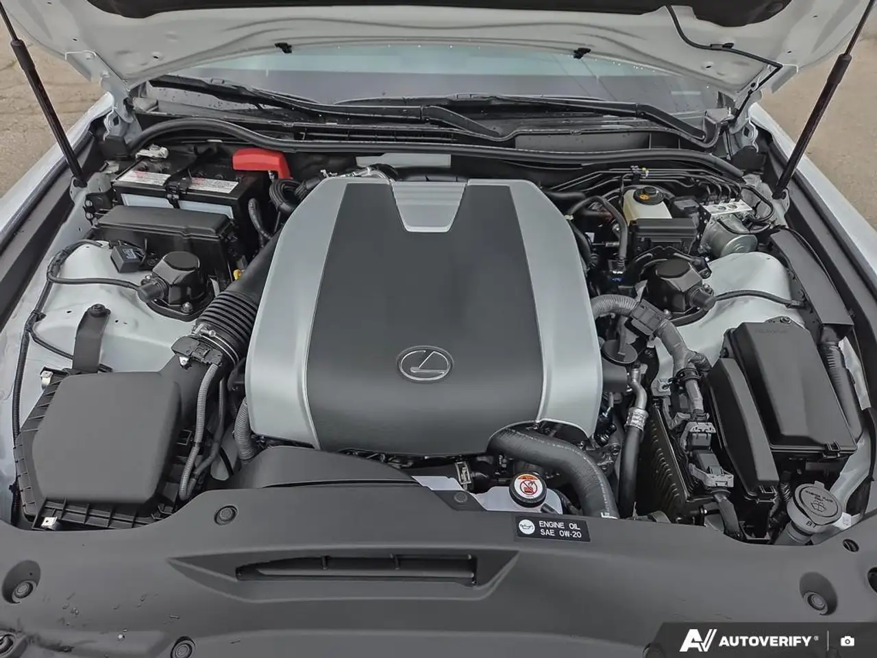 Lexus IS снимка Lexus IS