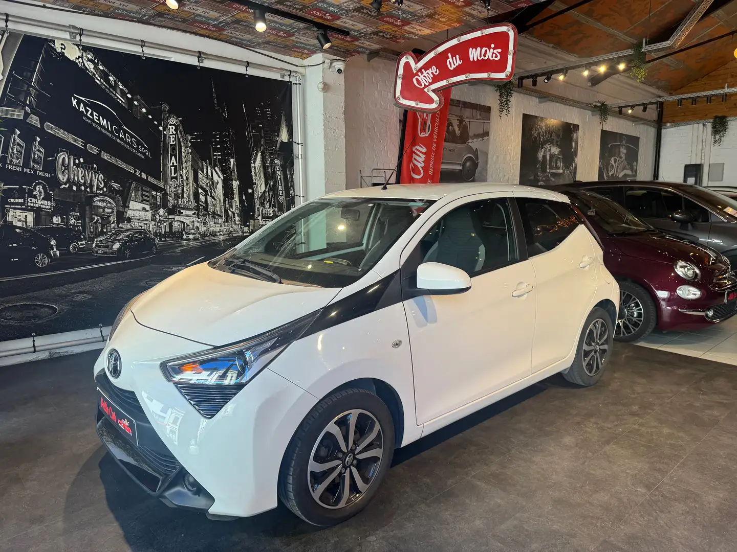 Toyota Aygo 1.0i * BOITE AUTO * CAMERA * AC * GARANTIE *JANTES Wit - 2
