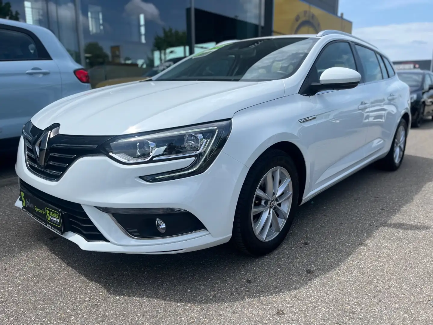 Renault Megane IV 1.2 TCe 130 Energy *StartStop*Tempomat* Weiß - 2