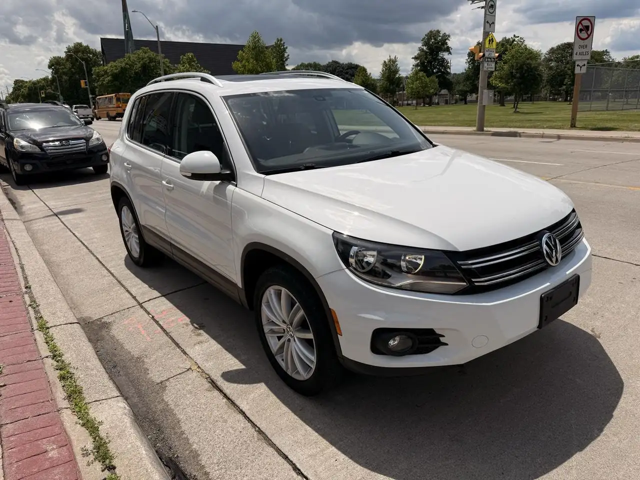 Volkswagen Tiguan снимка Volkswagen Tiguan