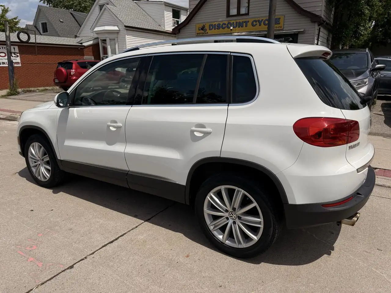Volkswagen Tiguan снимка Volkswagen Tiguan