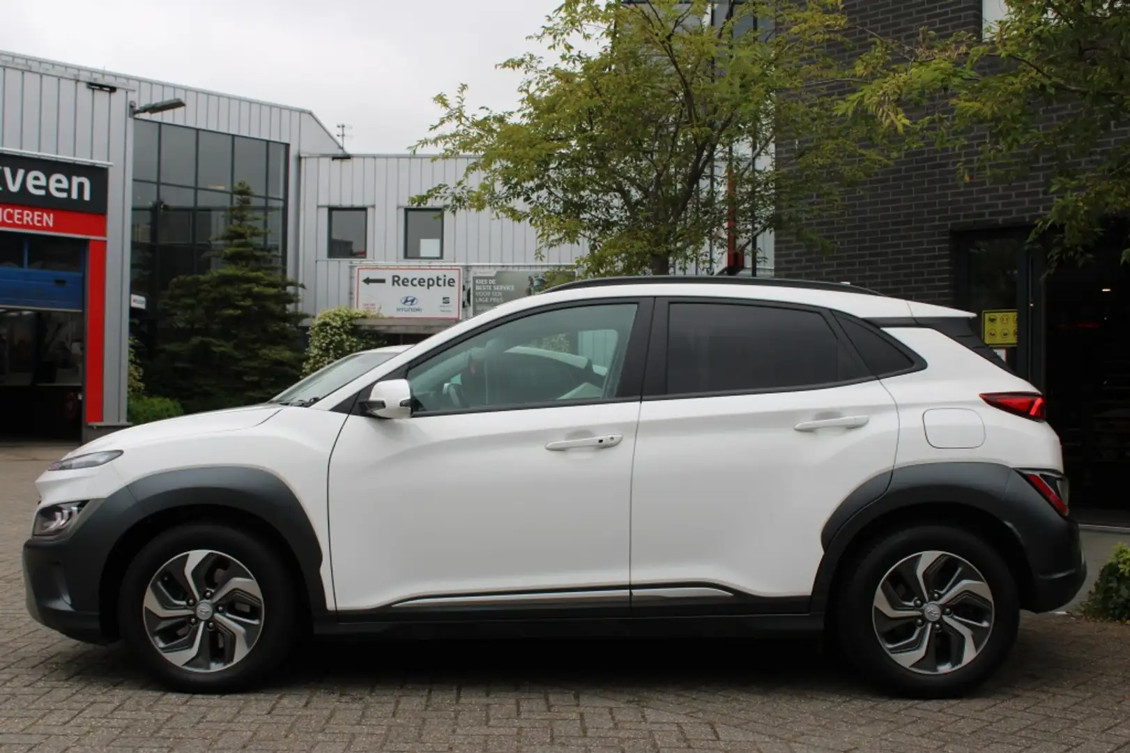 Hyundai KONA 1.6 GDI HEV Premium Sky Full Option! + Trekhaak "R Wit - 2