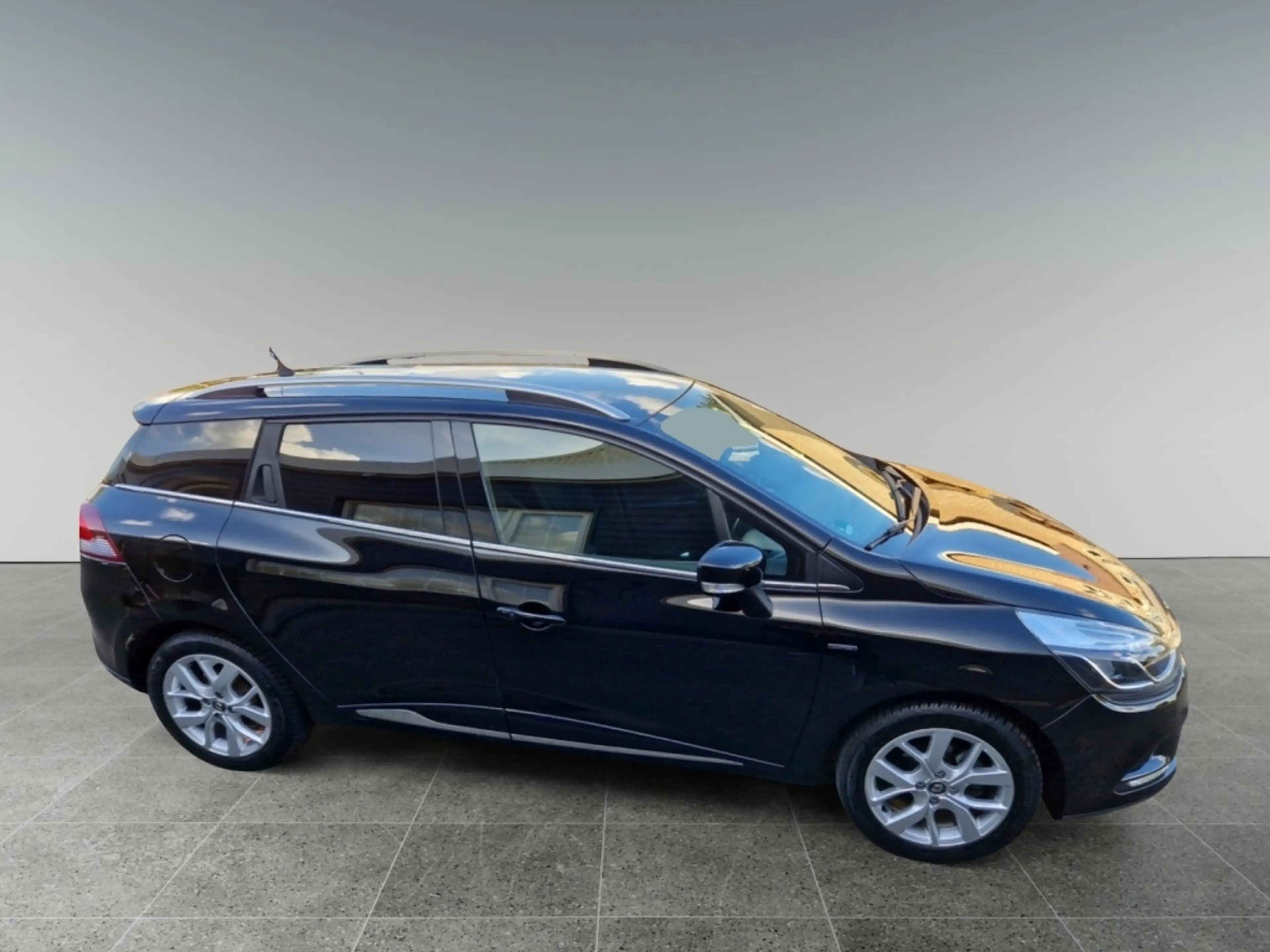 Renault Clio Estate 0.9 TCe Limited. Zeer nette en goede auto. — photo 5