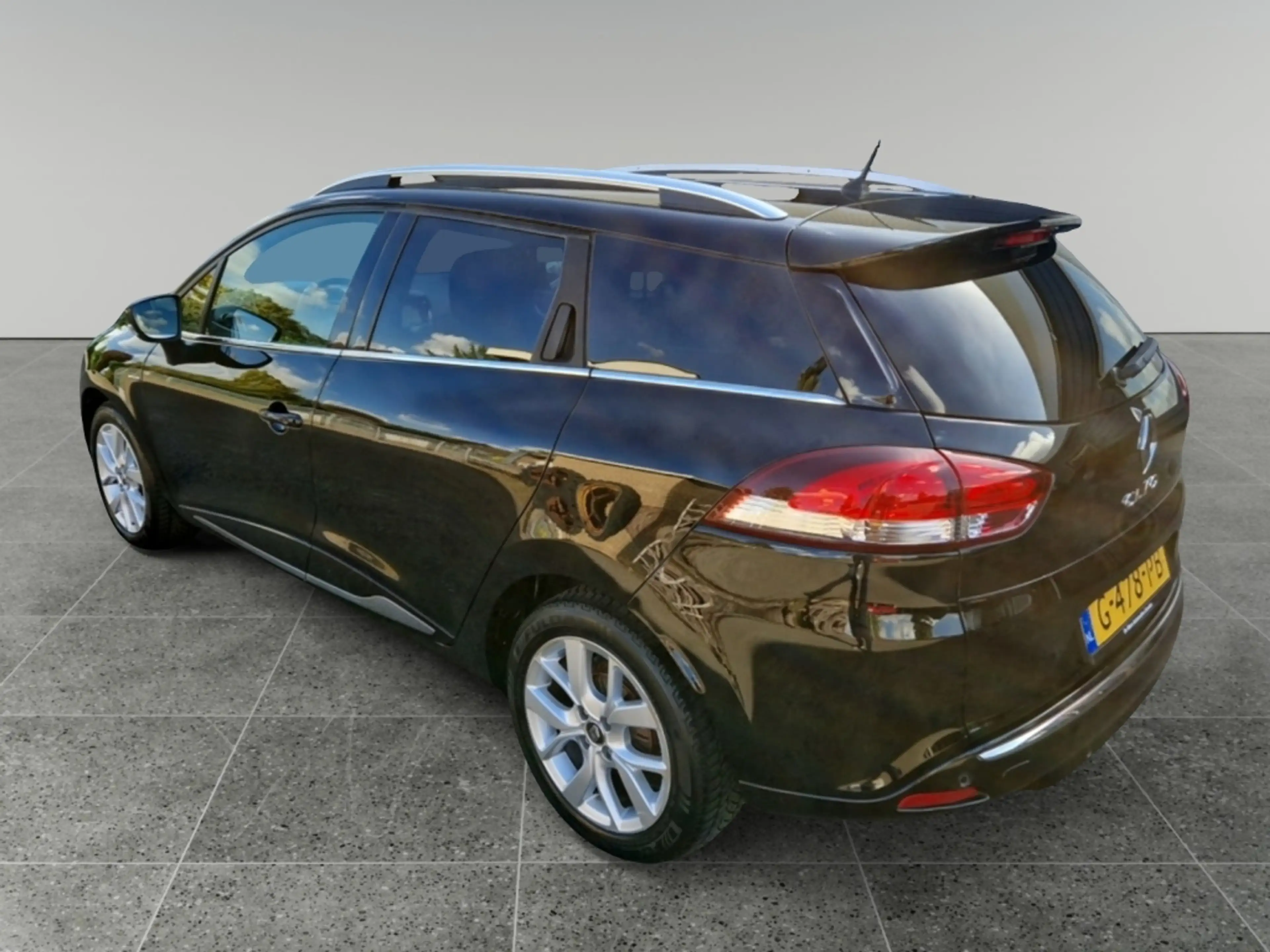 Renault Clio Estate 0.9 TCe Limited. Zeer nette en goede auto. — photo 3