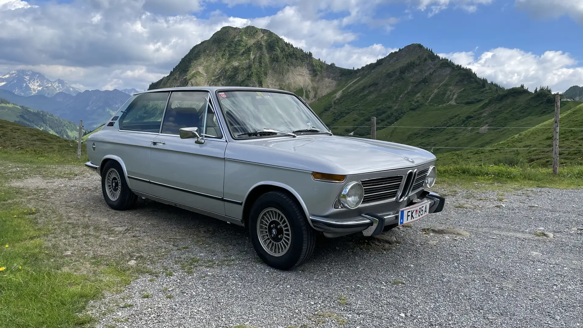 BMW 2000 Touring Silber - 1