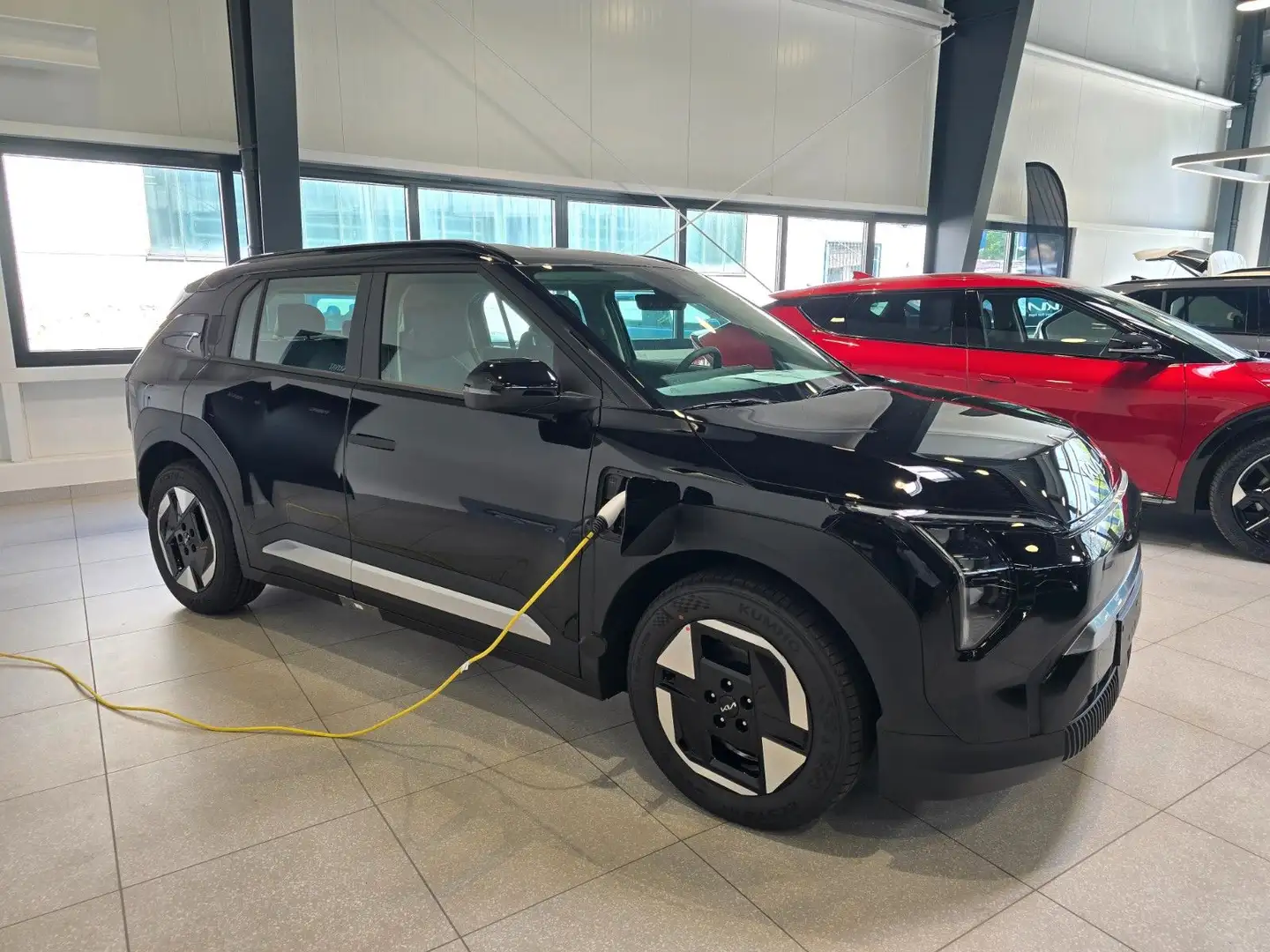 Kia EV3 150 kW Earth*Navi*LED*Rückfahrkamera* Noir - 2
