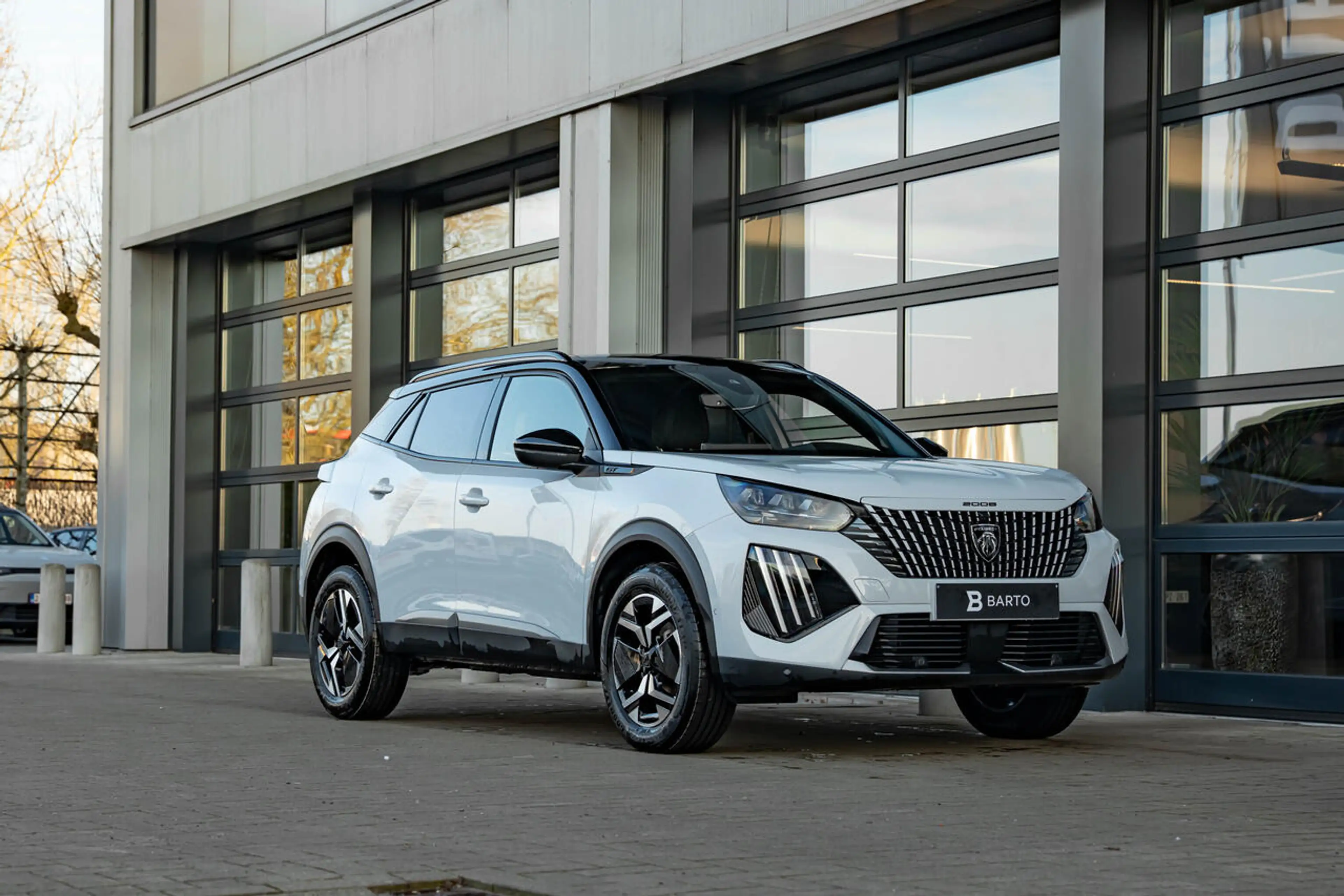 Peugeot 2008 GT | 130 PK AT I Massage I 360° Camera I Dodeho... — photo 8
