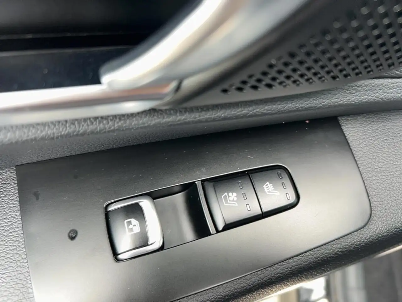Kia Telluride снимка Kia Telluride
