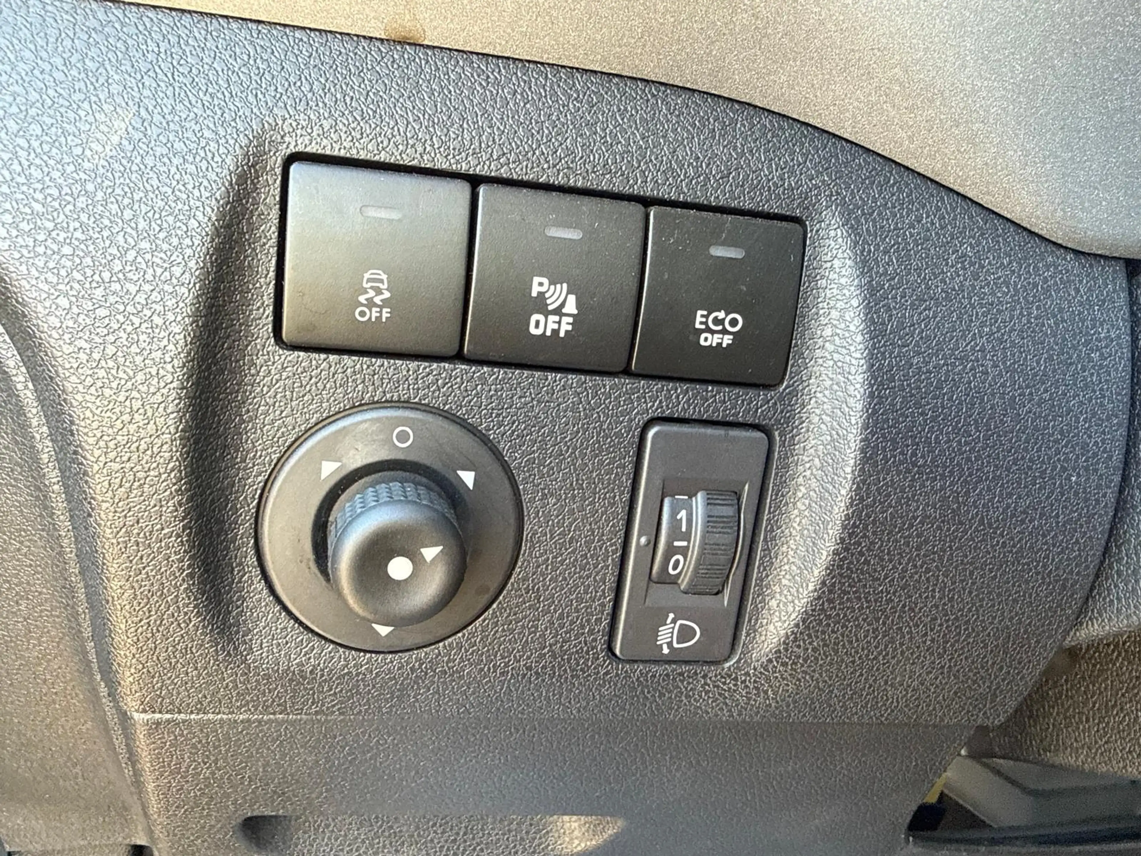 Citroen Berlingo Shine 1.2 12V e-THP / PureTech Metallic — photo 9