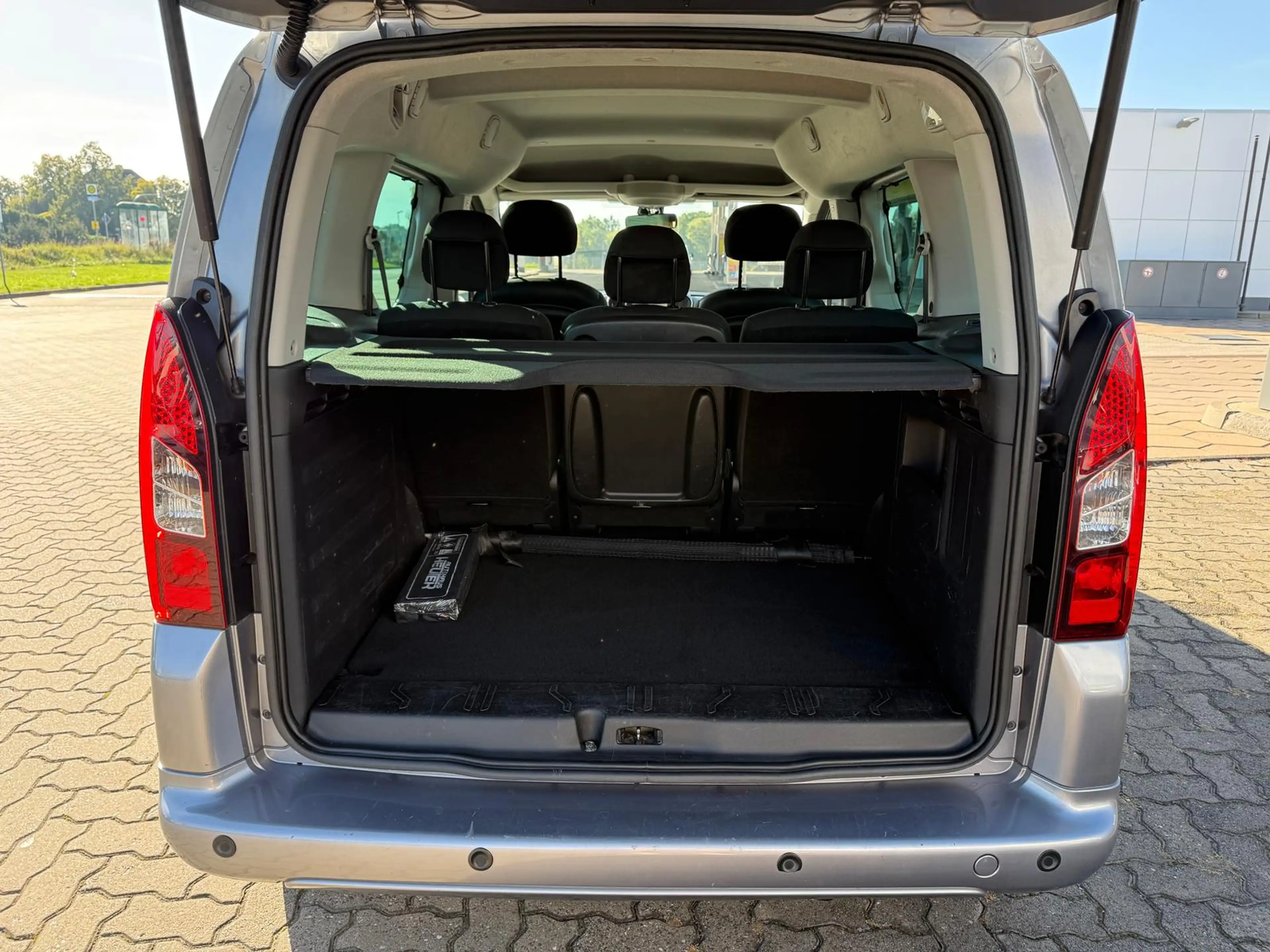 Citroen Berlingo Shine 1.2 12V e-THP / PureTech Metallic — photo 7