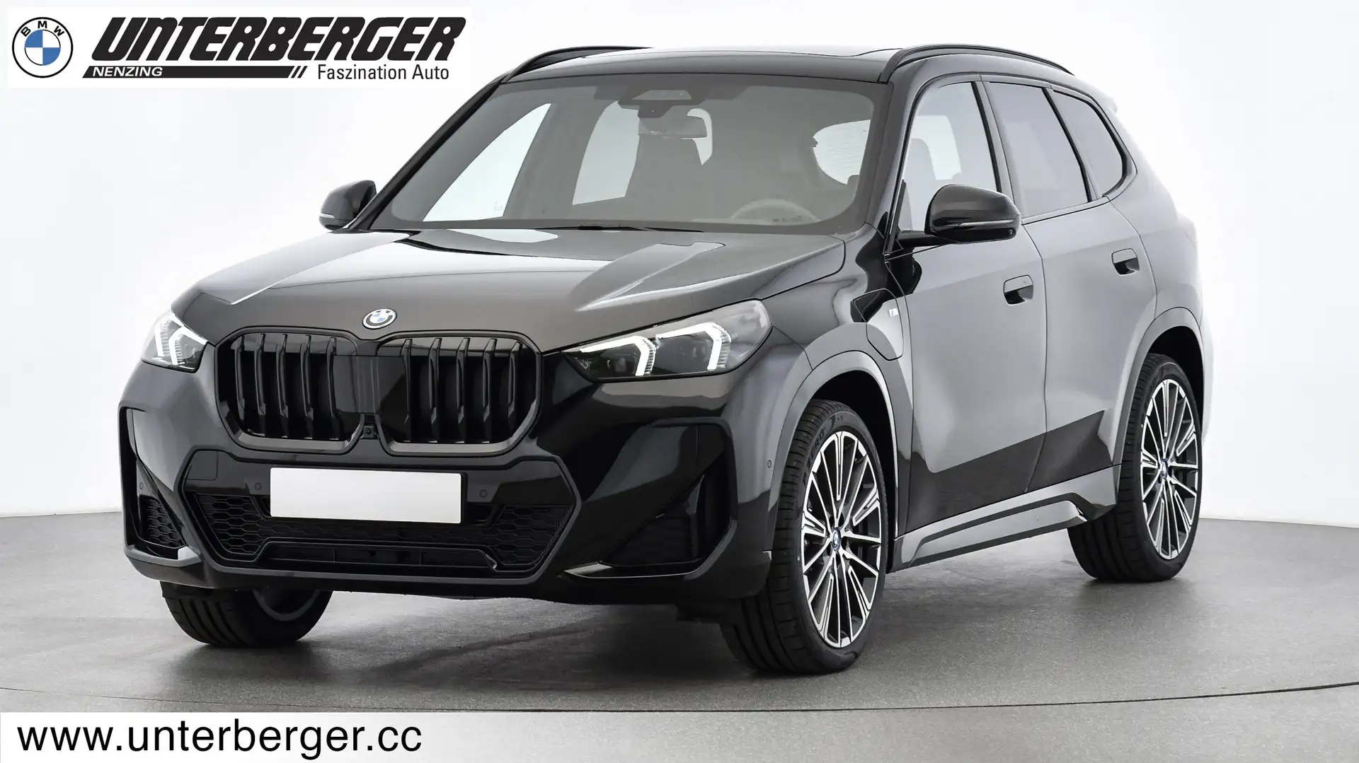 BMW X1 xDrive30e M Sportpaket / Isofix Beifahrersitz / An Noir - 1