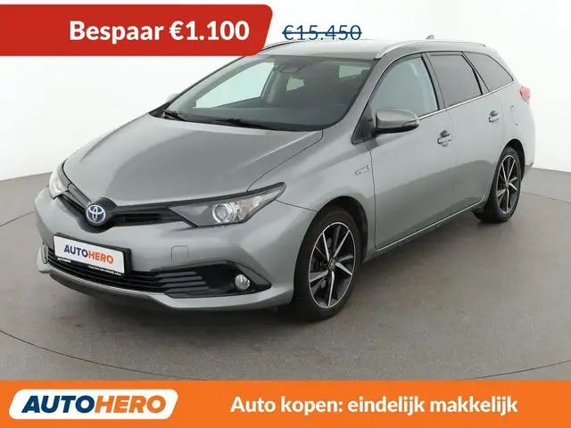 Toyota Auris 1.8 Hybrid Black Edition