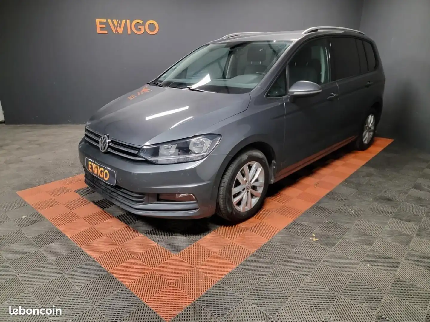 Volkswagen Touran 1.6 TDI 115ch CONFORTLINE BUSINESS 7 PLACES Gris - 1