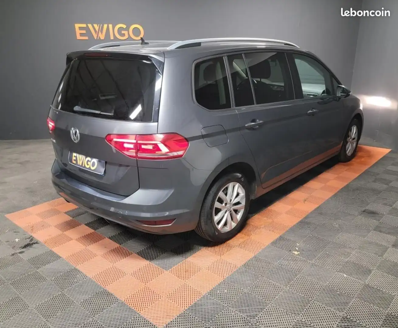Volkswagen Touran 1.6 TDI 115ch CONFORTLINE BUSINESS 7 PLACES Gris - 2