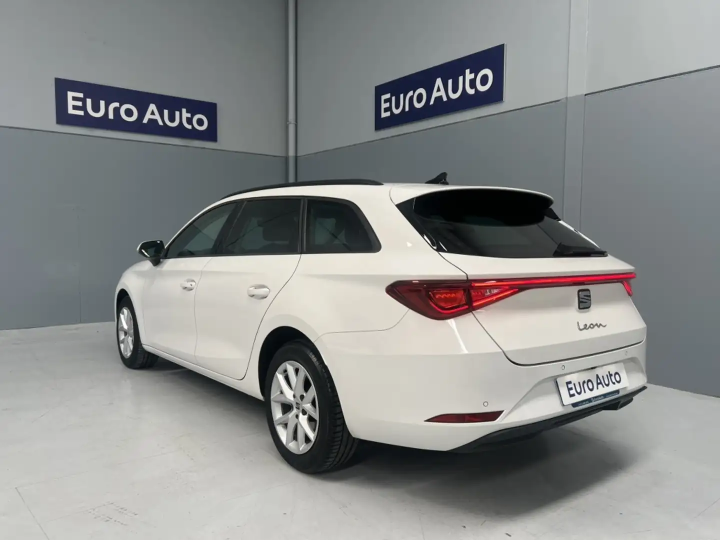 SEAT Leon ST 2.0TDI CR S&S Style 115 Bianco - 2