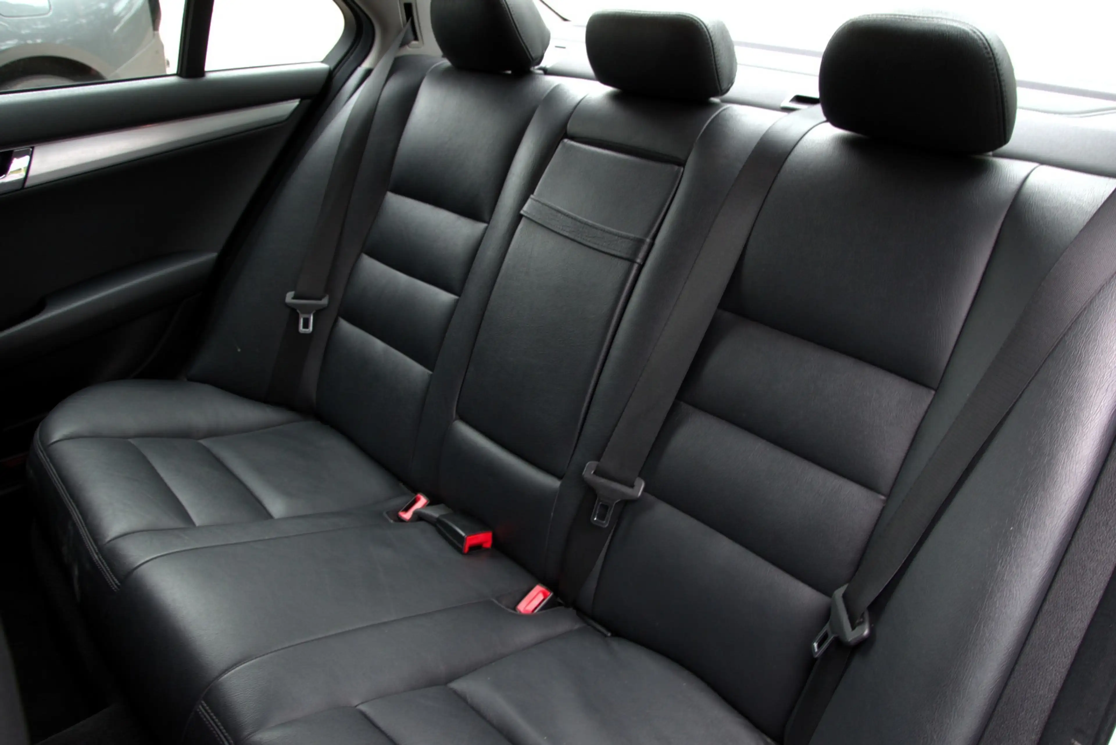 Mercedes-Benz C 180 CGI BlueEFFICIENCY Business Class Avantgarde, Vol — photo 14