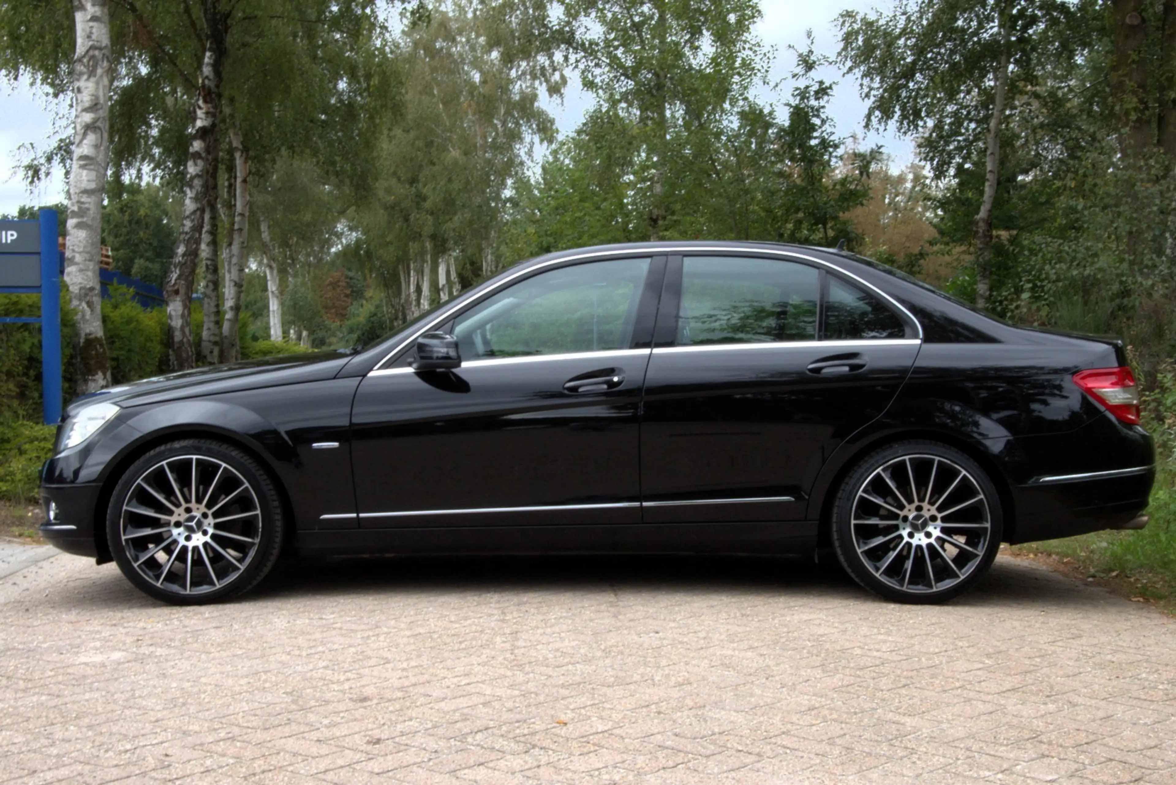 Mercedes-Benz C 180 CGI BlueEFFICIENCY Business Class Avantgarde, Vol — photo 4