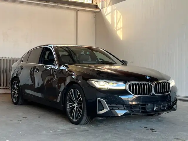 BMW 545 e*xDrive*Luxury*360°*Comfort*DriveAss*UNFALL