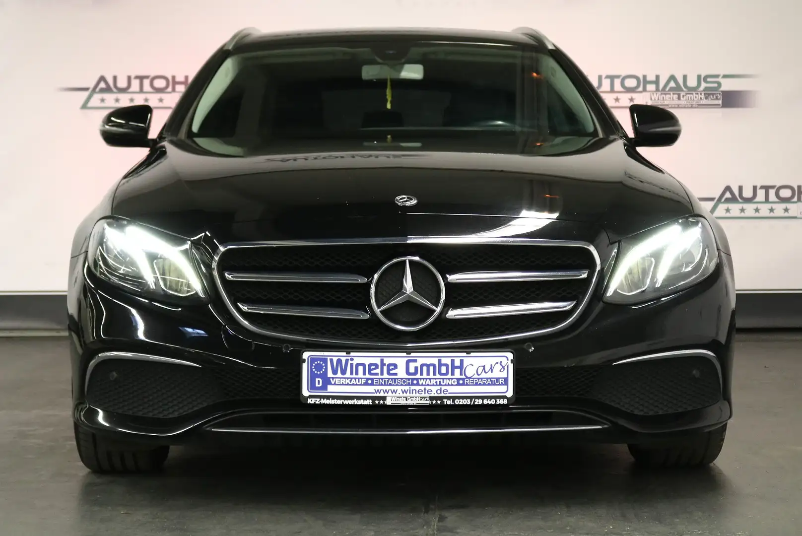 Mercedes-Benz E 200 *W-Cockpit*NAVI*TOTW*KAMERA*SHZ*LEDER*LED*u.v.m Noir - 2