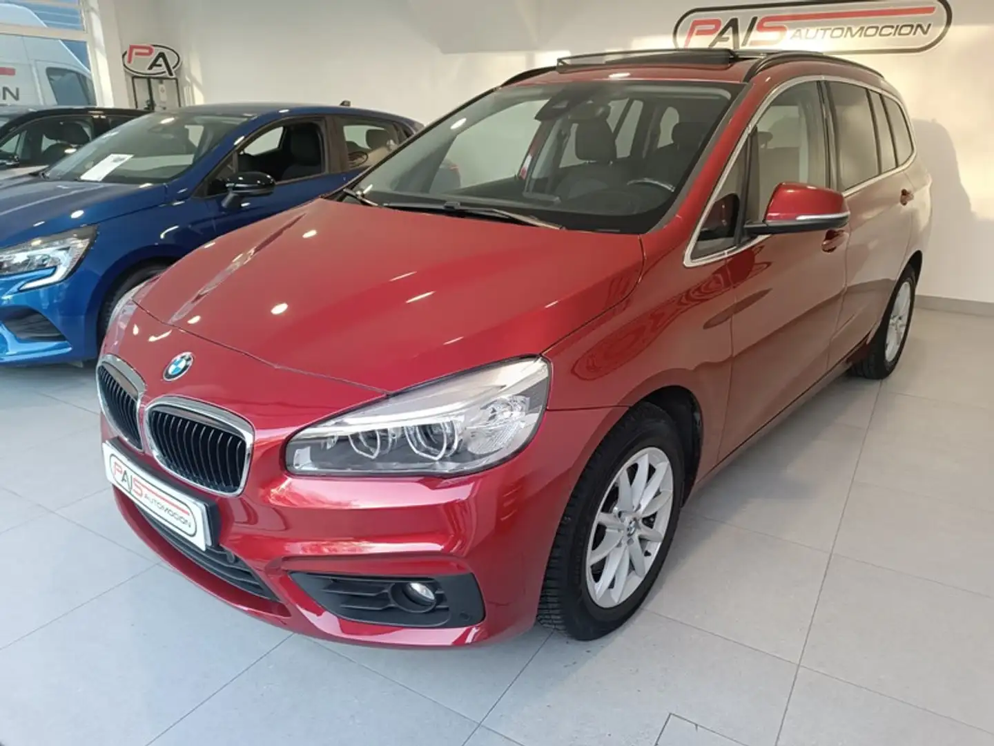 BMW 218 218d Gran Tourer Burdeos - 1