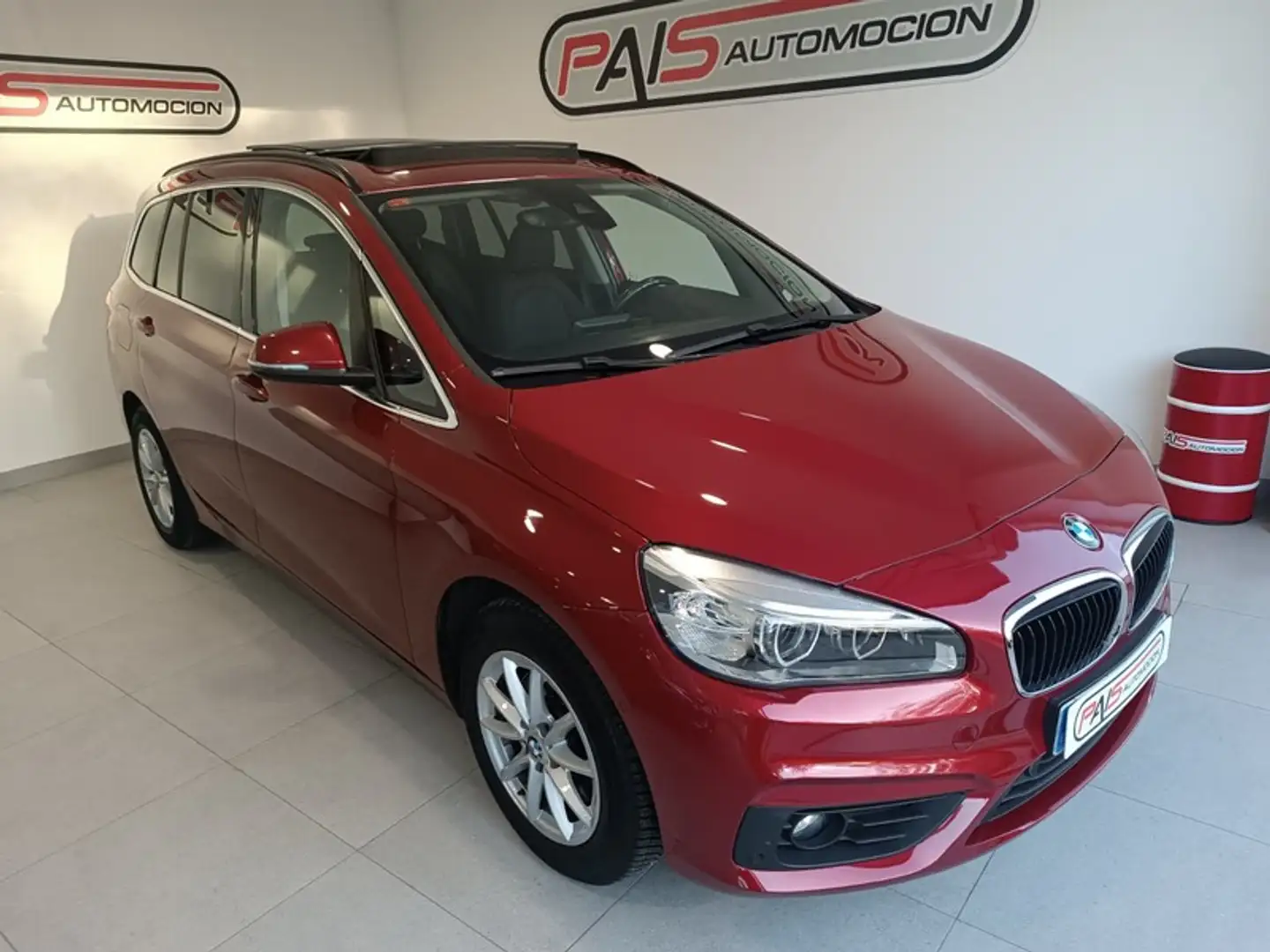 BMW 218 218d Gran Tourer Burdeos - 2