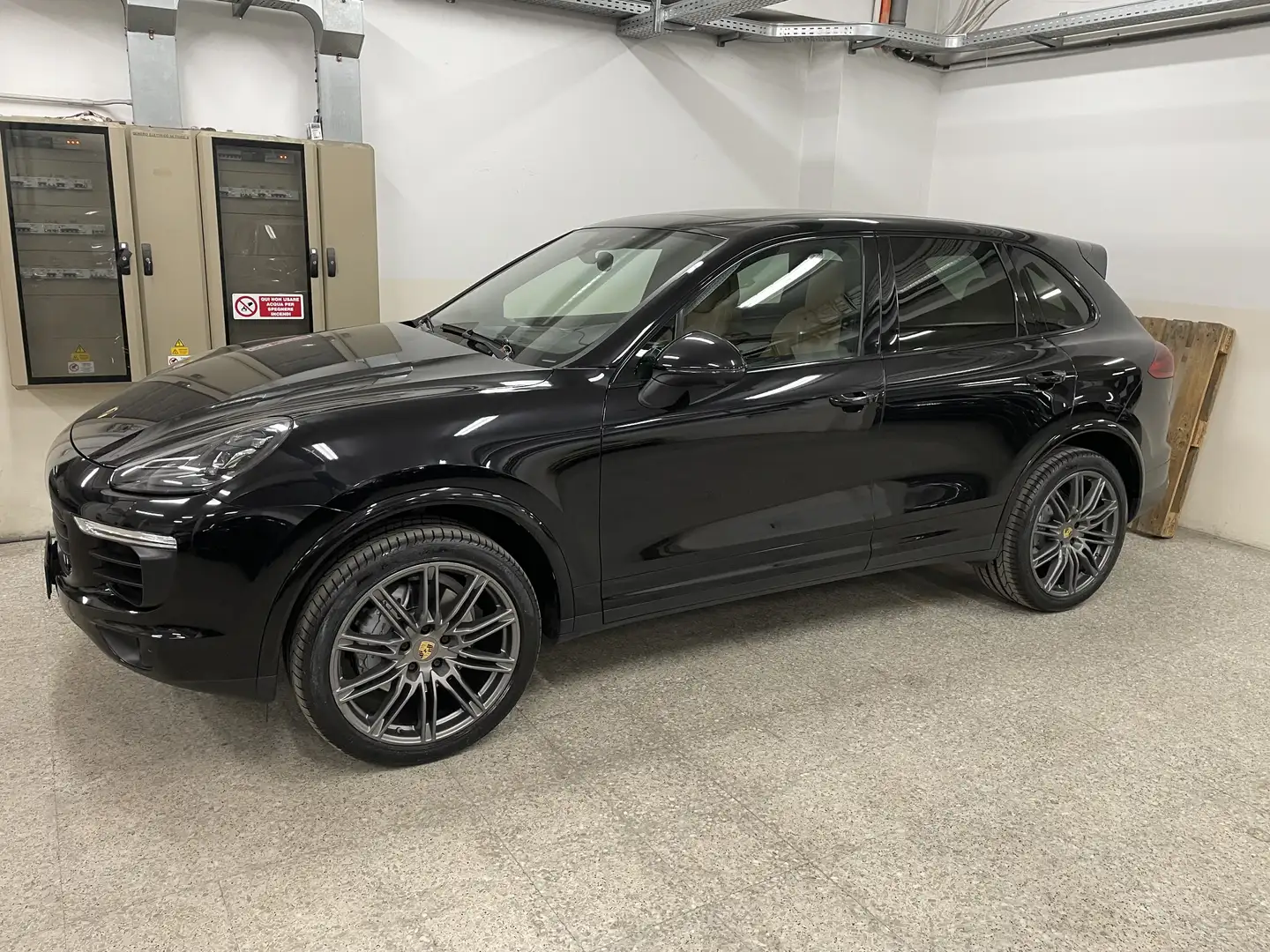 Porsche Cayenne 3.6 S Platinum Edition tiptronic Nero - 1
