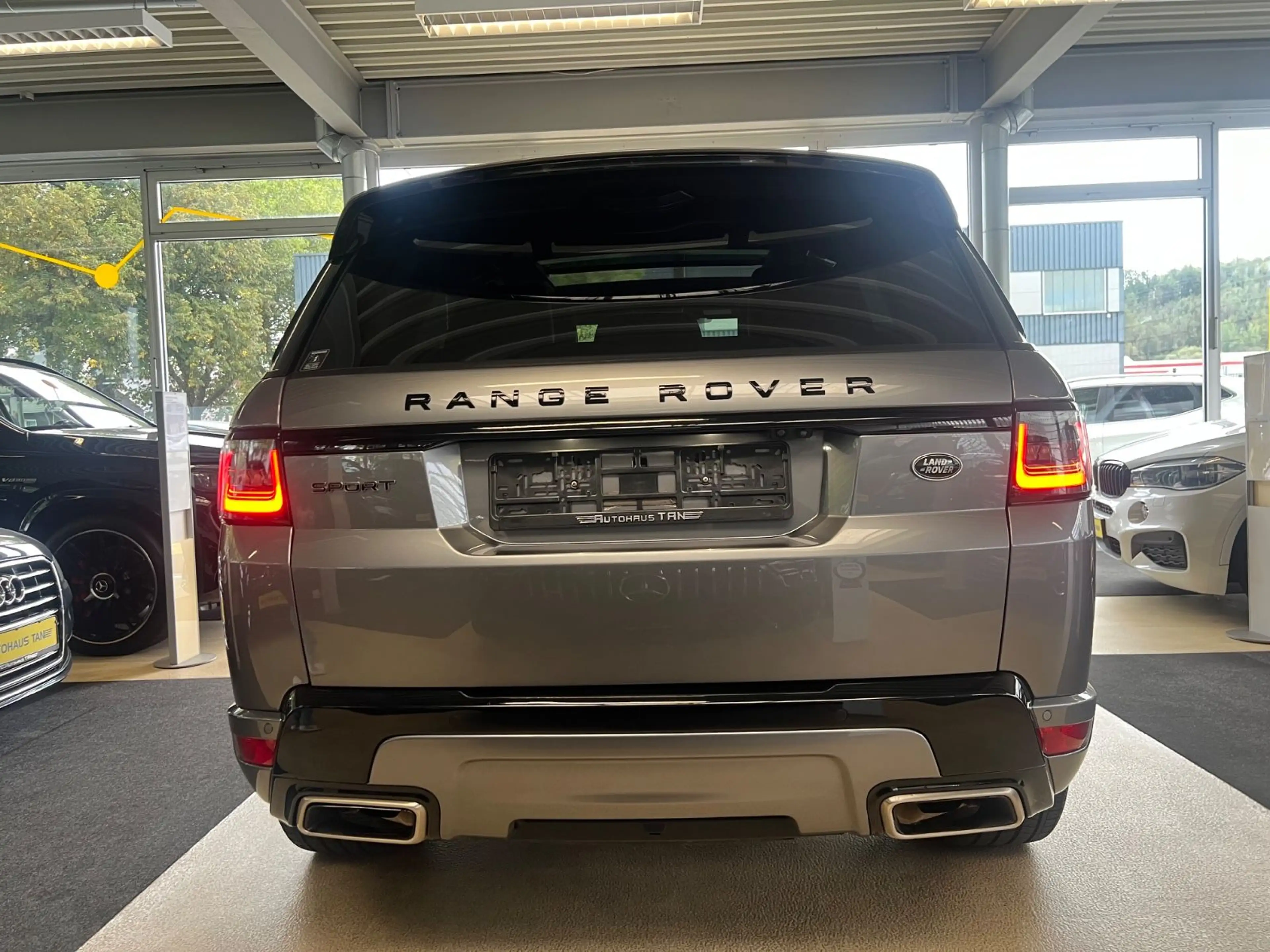 Land Rover Range Rover Sport Autobiography Dynamic *TV* — photo 6