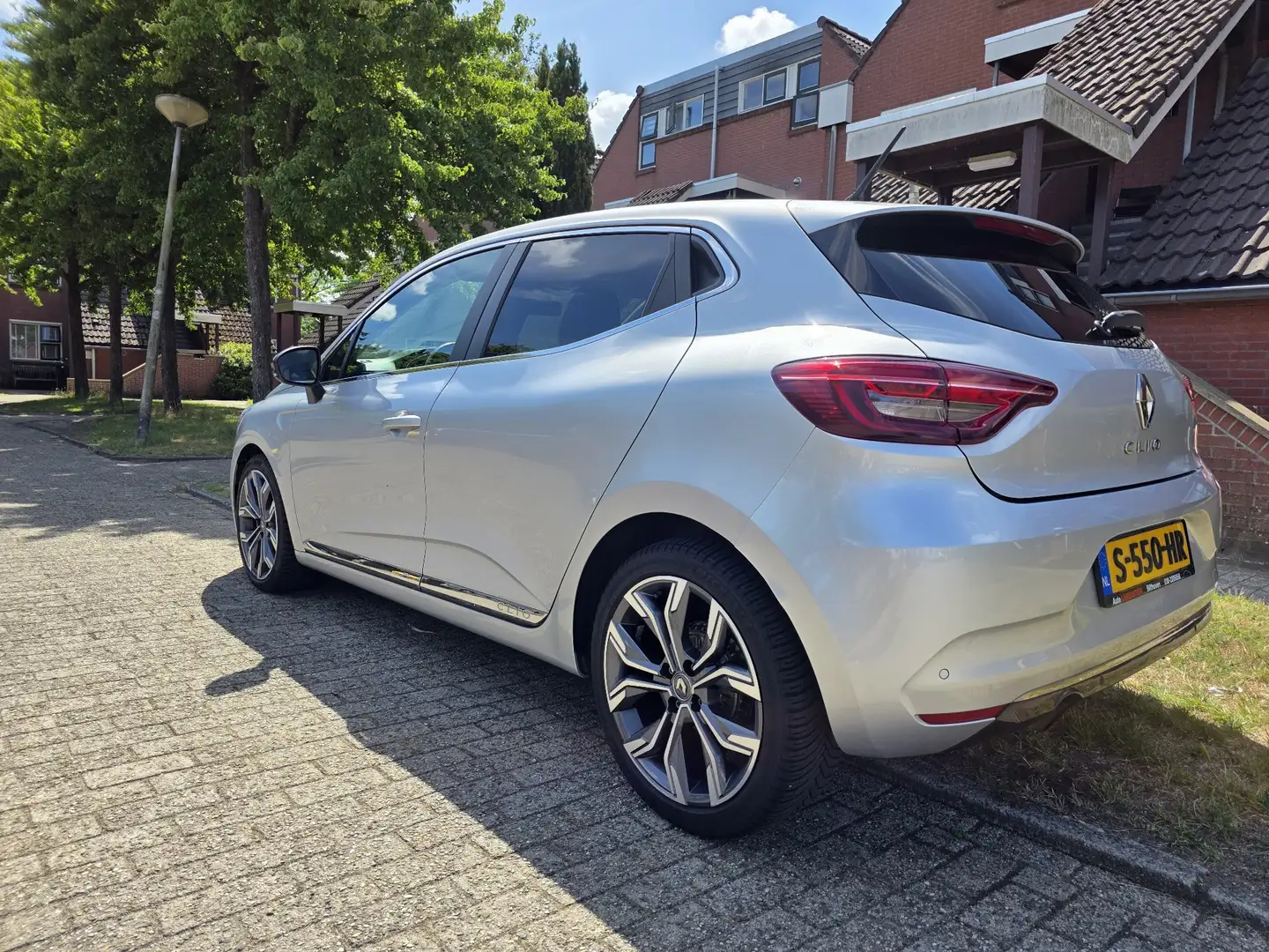 Renault Clio 1.0 TCe Intens Zilver - 2