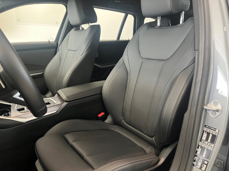 BMW 320 d xDrive Touring M Sport 18'' AHK LCProf Innov. Co — photo 7