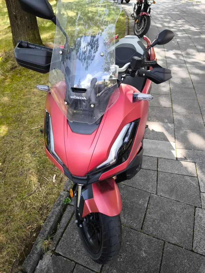 Honda ADV 350