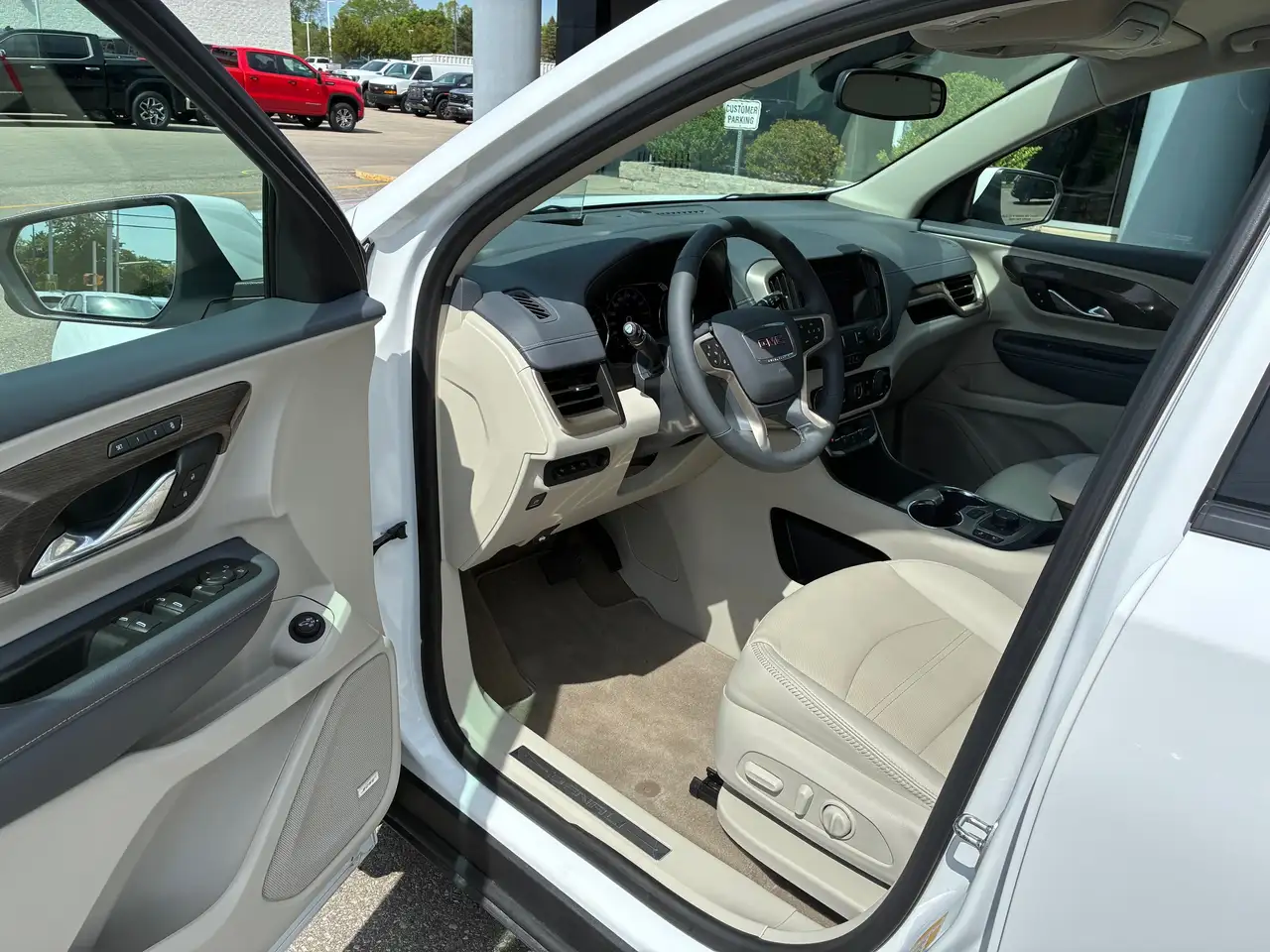 GMC Terrain снимка GMC Terrain