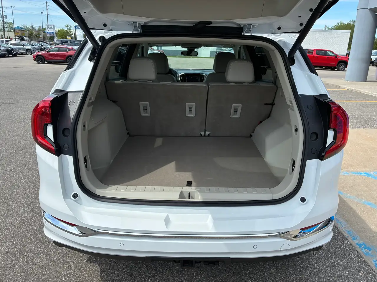GMC Terrain снимка GMC Terrain