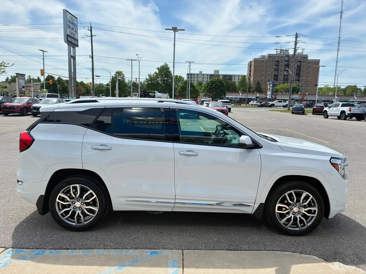 GMC Terrain снимка GMC Terrain