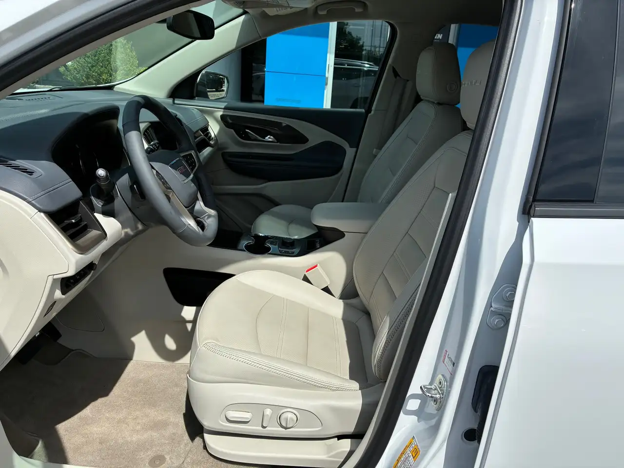 GMC Terrain снимка GMC Terrain