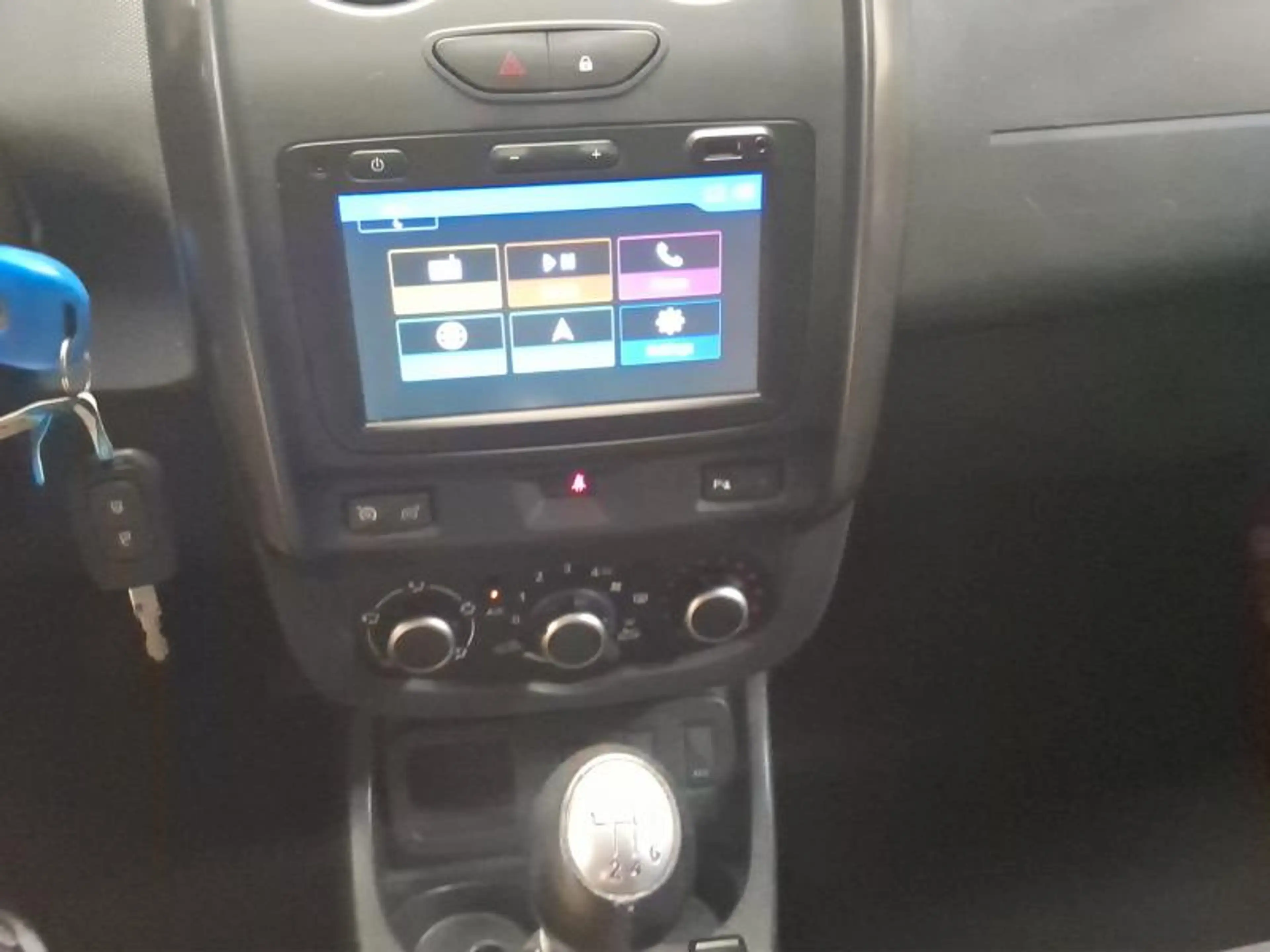 Dacia Duster Saga Tce 125 — photo 12