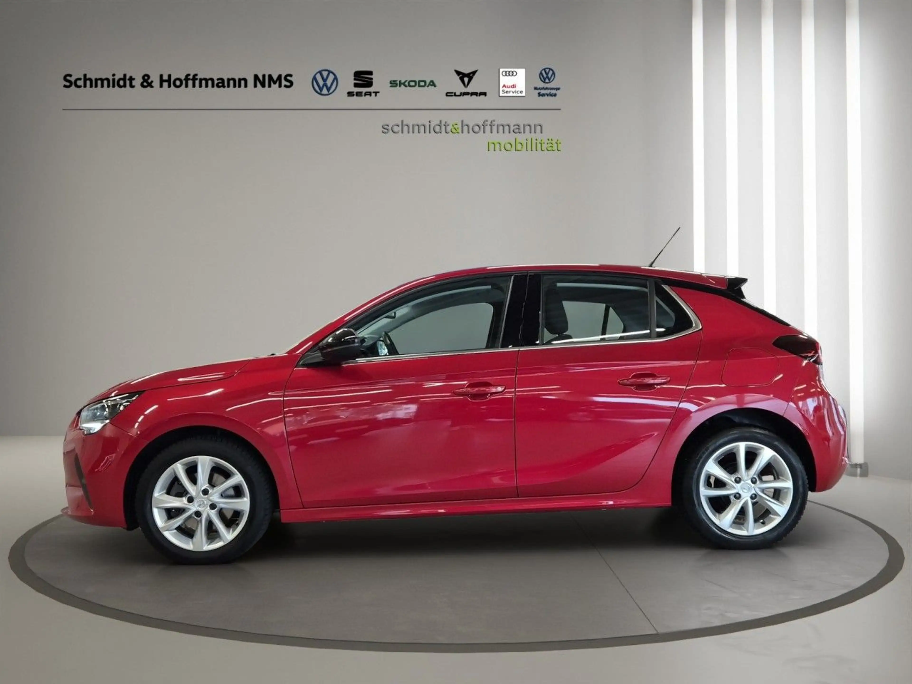 Opel Corsa Elegance 1.2 Turbo 6 Gang PDC Ganzjahr Car — photo 5