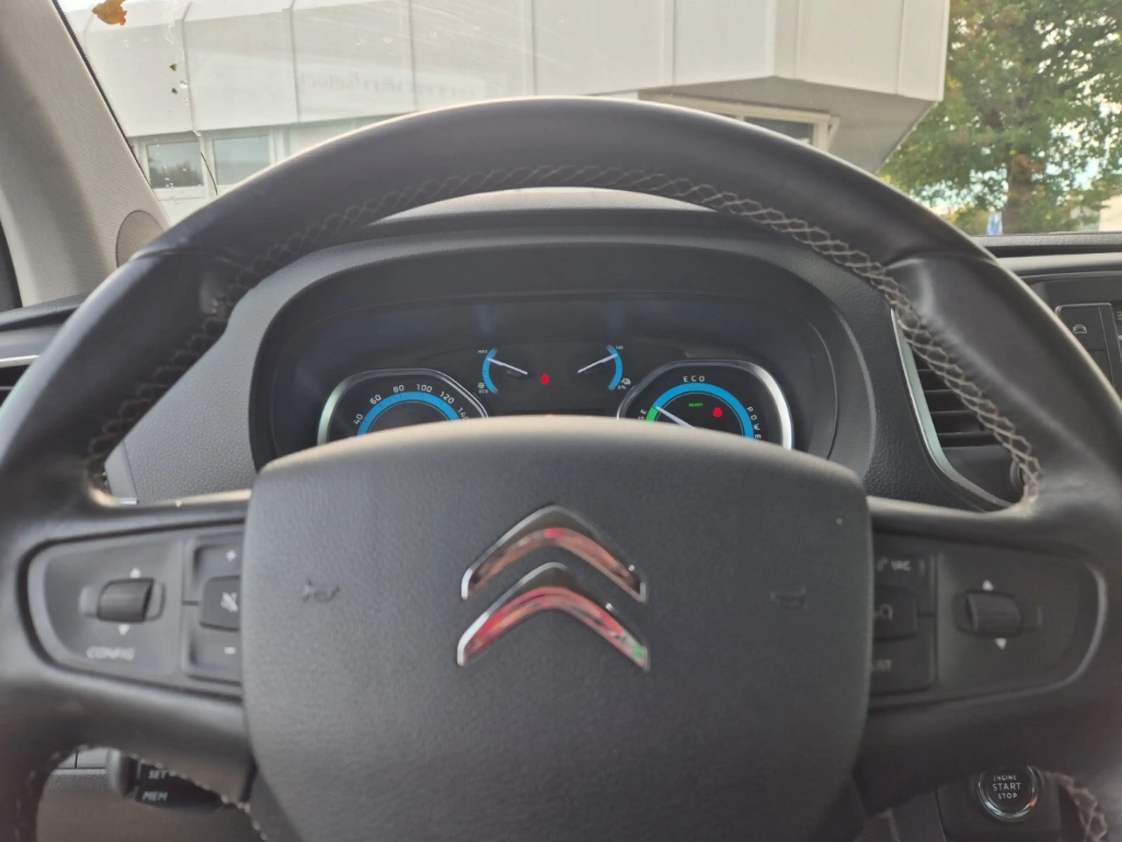 Citroen Spacetourer Shine M Elektromotor 50kwh — photo 12