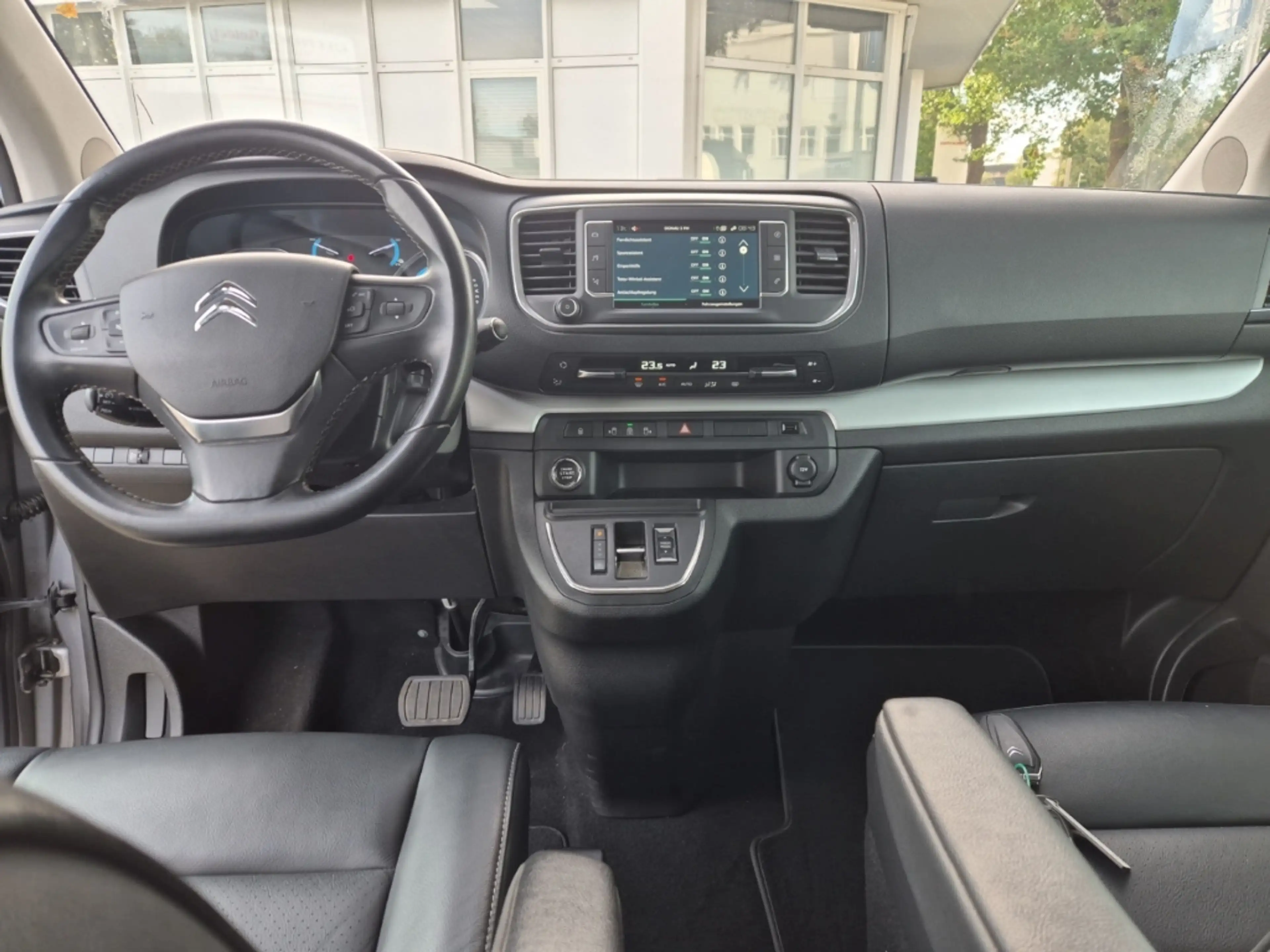 Citroen Spacetourer Shine M Elektromotor 50kwh — photo 11