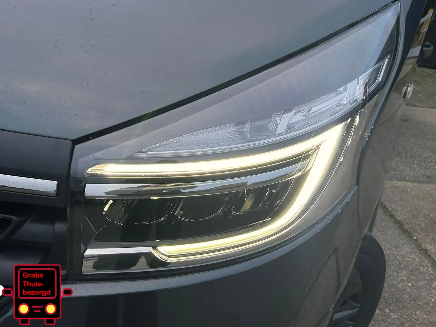 Renault Trafic 2.0 dCi 145pk EDC L2H1 DC Luxe | Navigatie | LED | Grijs - 2