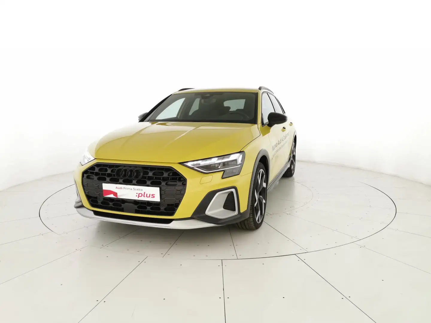 Audi A3 NUOVA ALLSTREET 35 1.5 tfsi mhev Identity Contras Giallo - 1