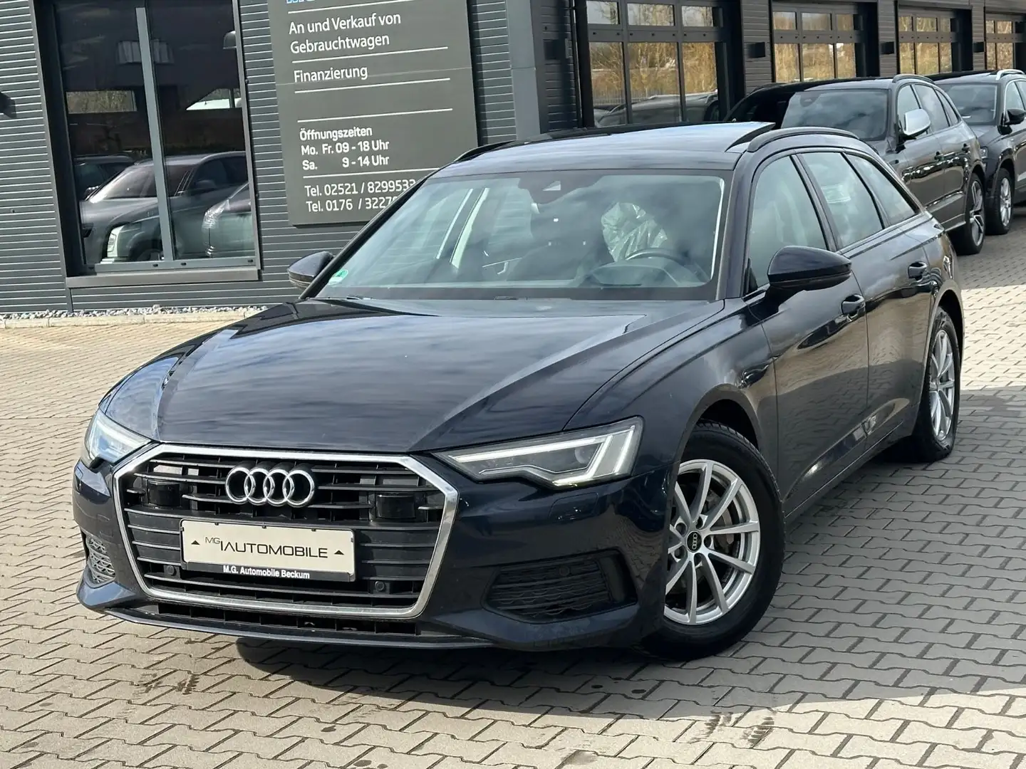 Audi A6 Avant 40 TDI - PANO / MATRIX / HEAD-UP / ACC Bleu - 1