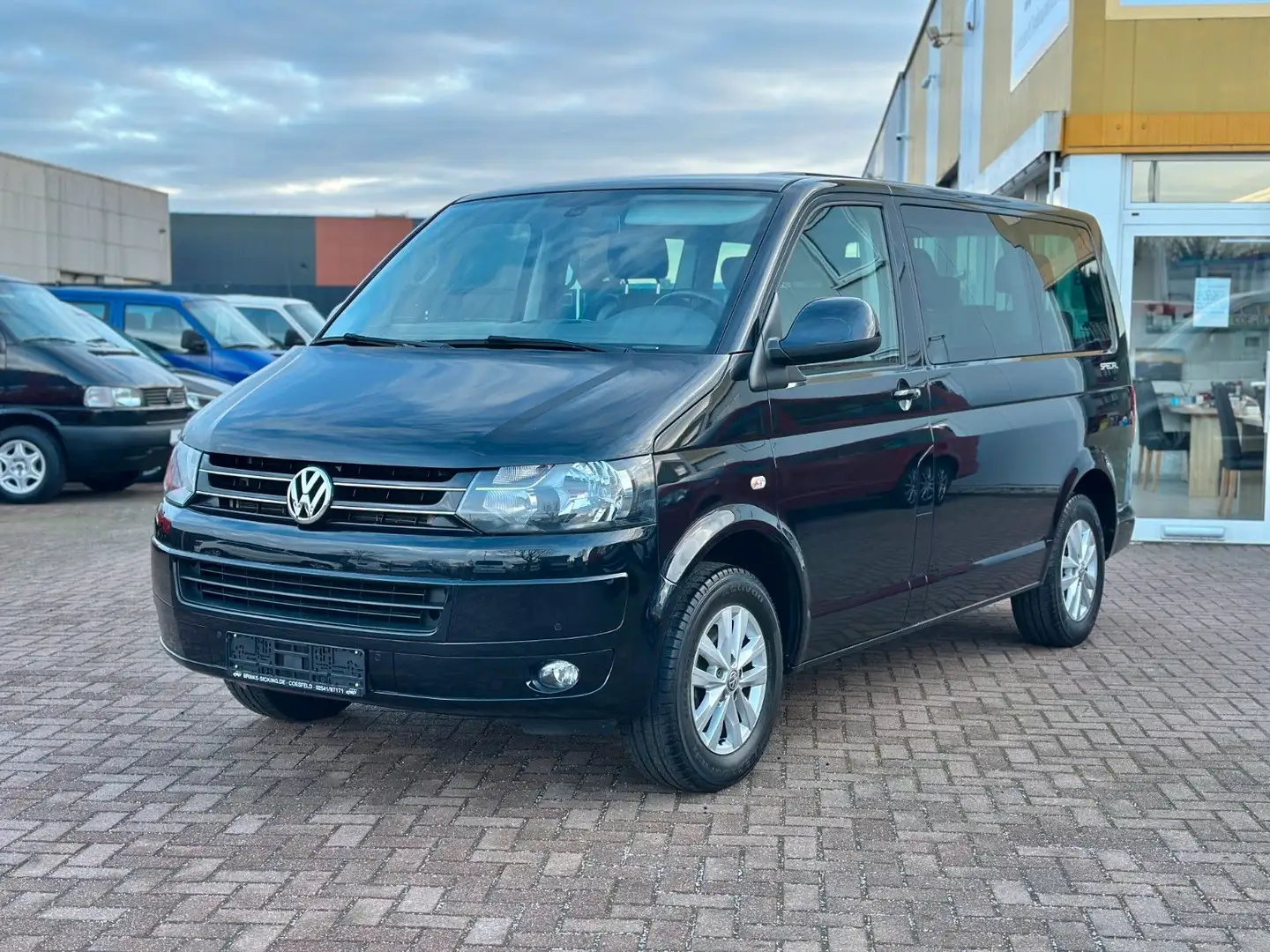 Volkswagen T5 Multivan Special/3xKLIMA/SOFT-CLOSE/AHK Noir - 2