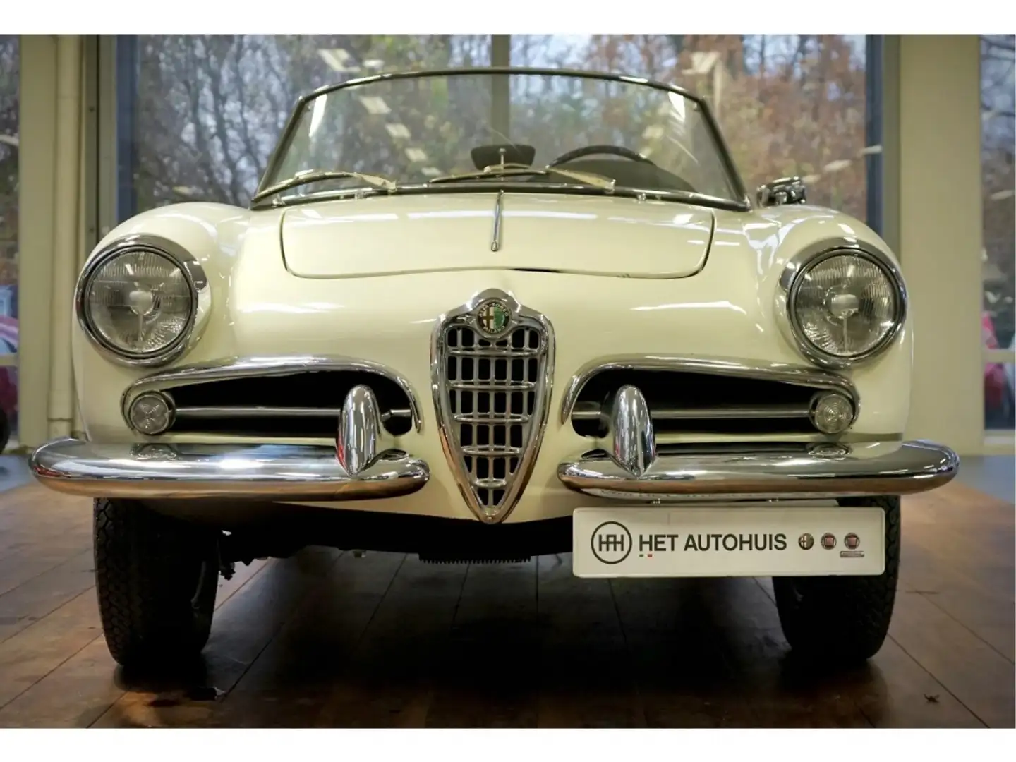 Alfa Romeo Giulietta Spider 1.3 Beyaz - 2