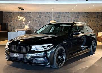 5-serie Touring 520d High Exe I Black on Black I M